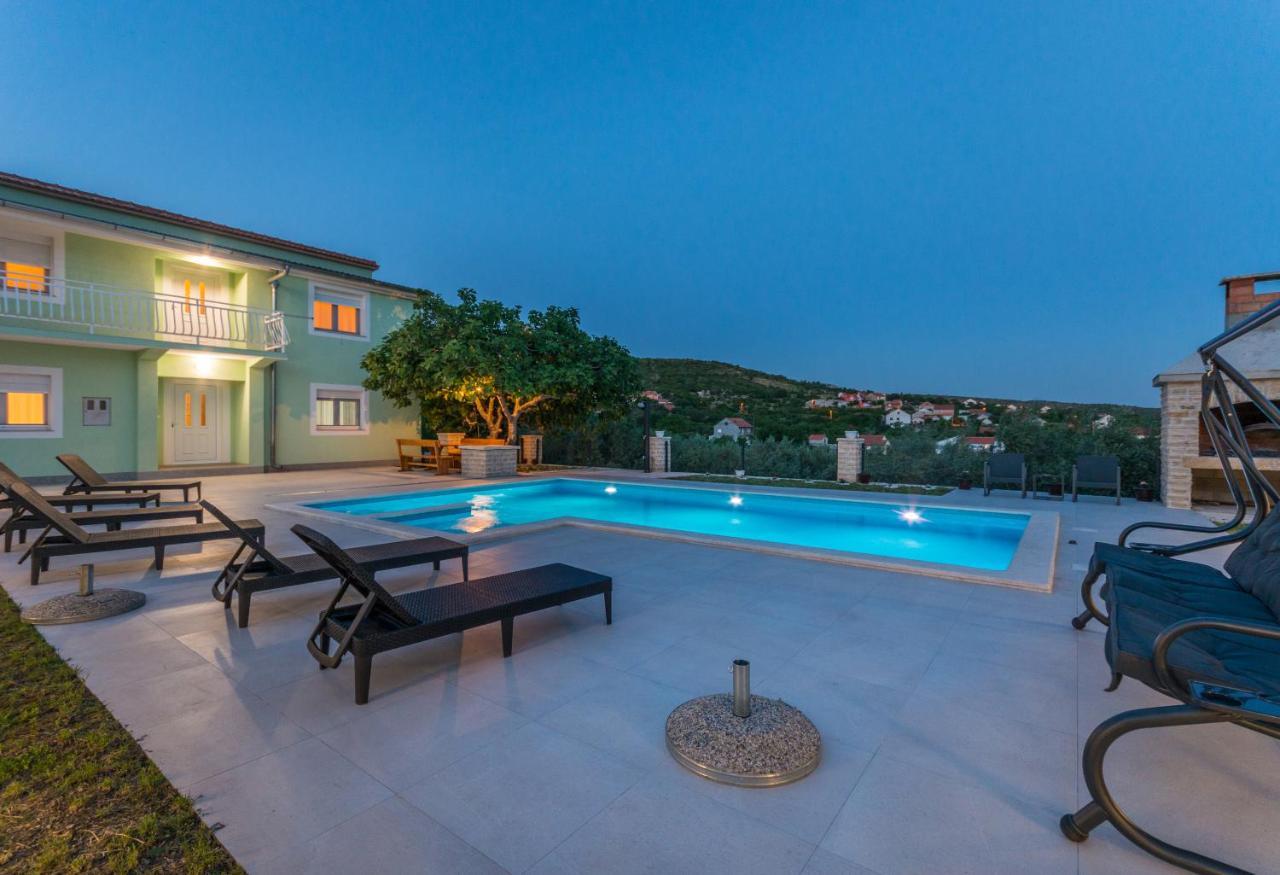 Poolincluded - Holiday Home Maslina Lisane Ostrovicke Dış mekan fotoğraf